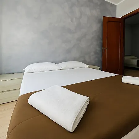 Etnapartment 3 Appartement *